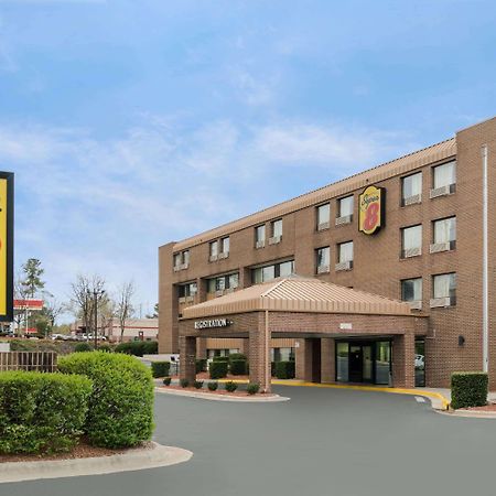 Super 8 By Wyndham Raleigh North East Hotel Ngoại thất bức ảnh